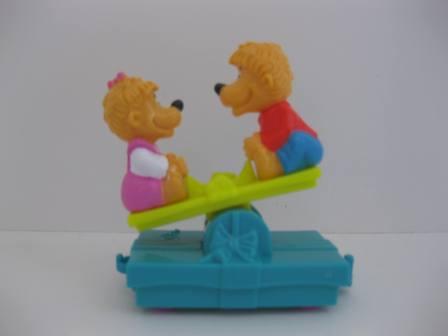 1994 McDonalds - #6 The Berenstain Bears - Happy Birthday Toy